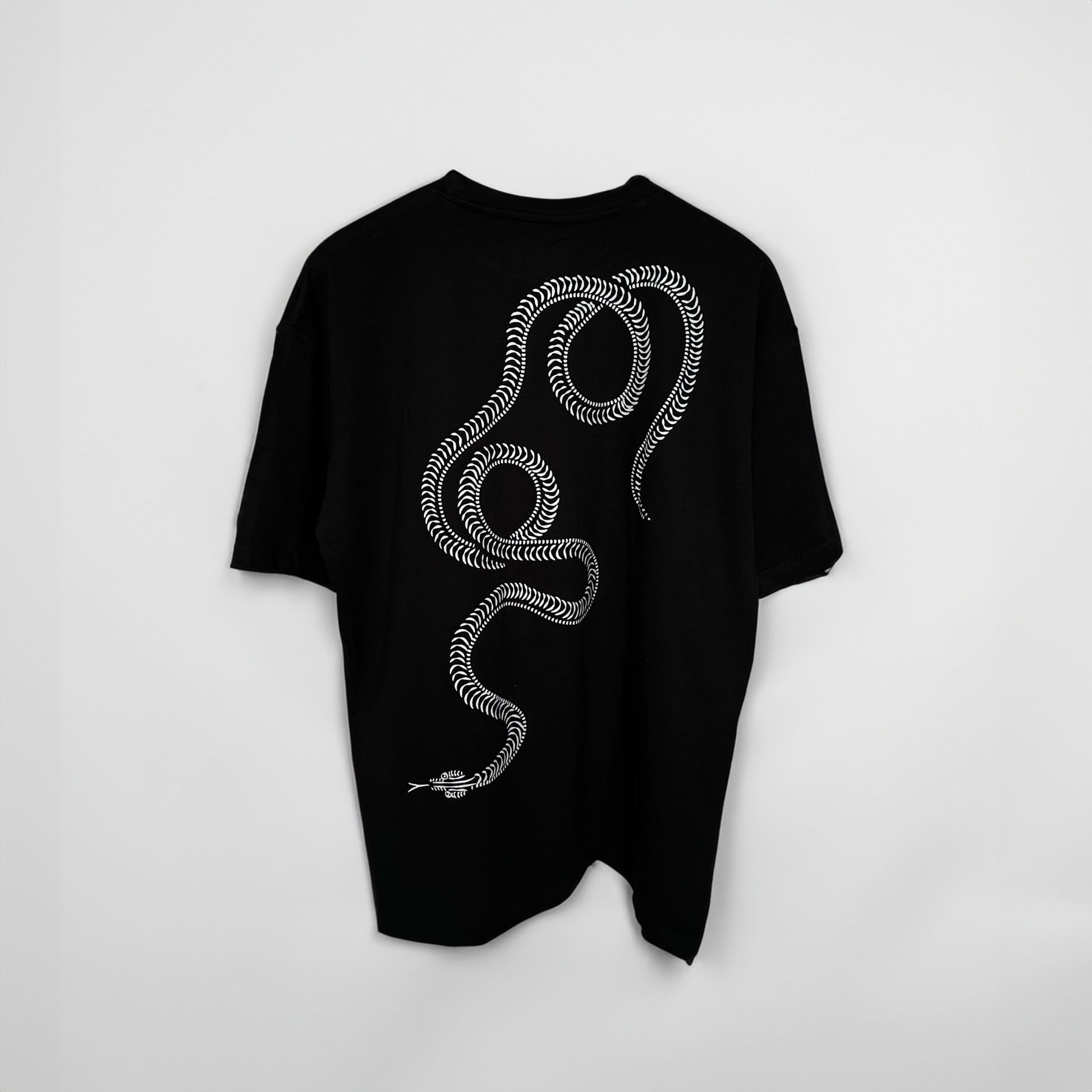 CAMISETA SNAKE - NEGRA - Flott Föt